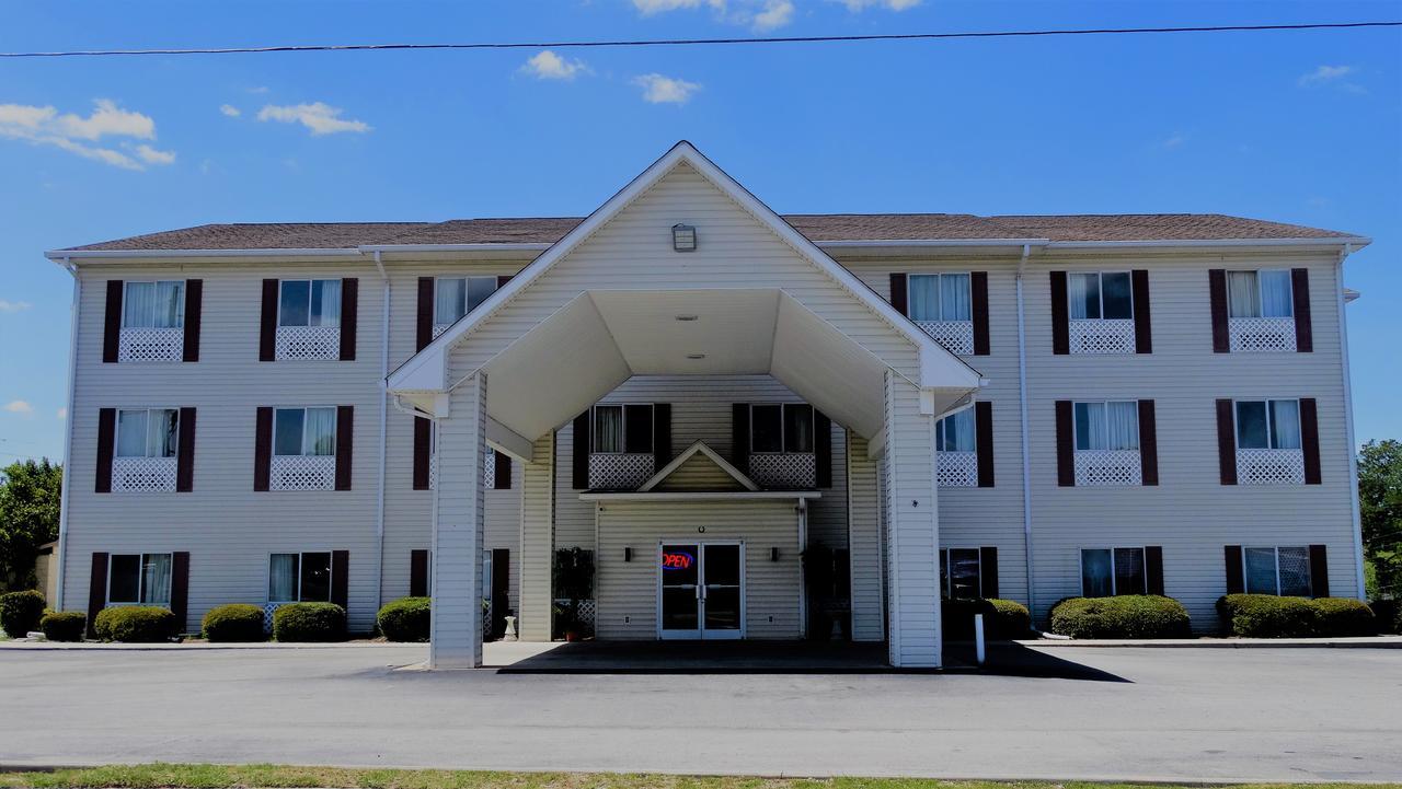 Oak Tree Inn & Suites Claxton Luaran gambar