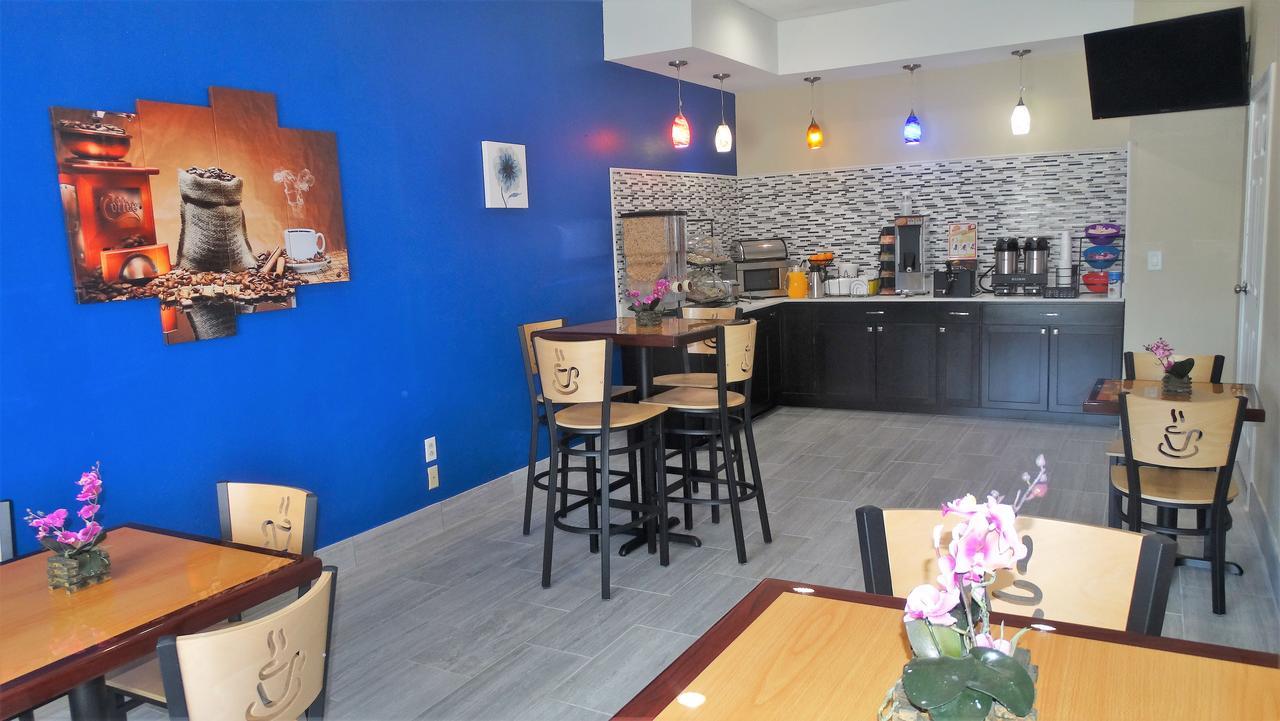 Oak Tree Inn & Suites Claxton Luaran gambar