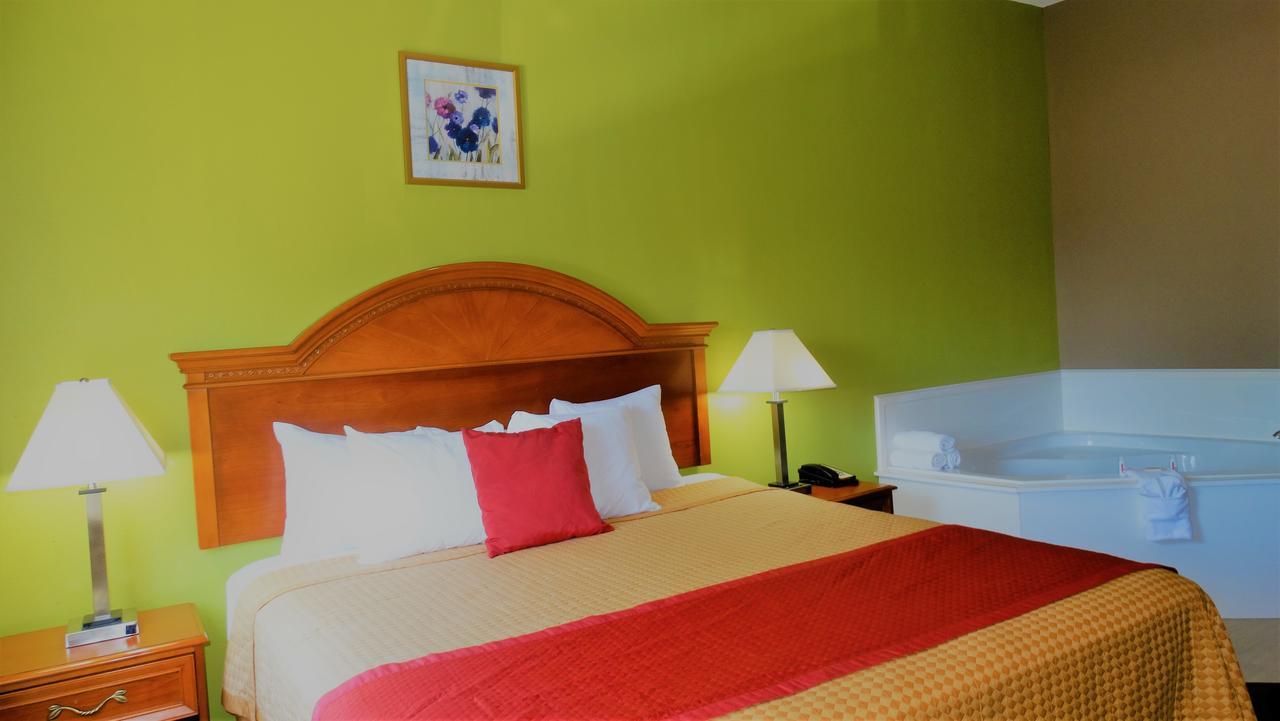 Oak Tree Inn & Suites Claxton Luaran gambar